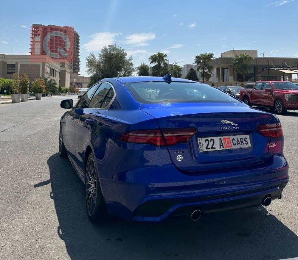 جاكوار XE